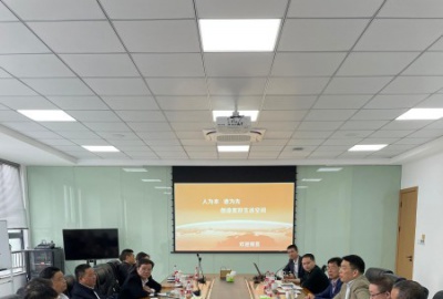 绍兴市人大常委会副主任傅陆平一行考察越信环保